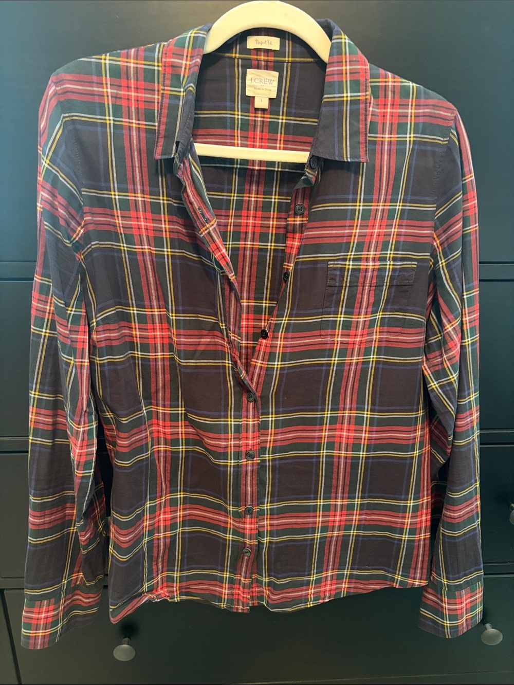 Women’s J Crew Navy and Red Tartan Plaid Perfect Fit Button-Down Shirt size L